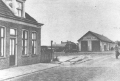 Circa 1950 waren de rails van de lijn Gorredijk- Heerenveen al opgeruimd.