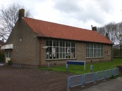 Voorzijde  voormalige C.V.O.school 2010