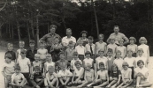 Openbare Lagereschool Kortezwaag 1955-1956. namen niet bekend.