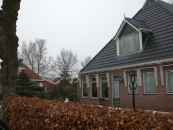 De boerderij werd in de oorlogsjaren bewoond door de familie Wijnstra.jan.2010