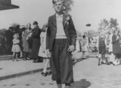 De veel te vroeg overleden Jacob Coehoorn liep ook mee in de optocht van 5 mei 1945.