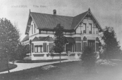 Villa Otter werd in 1904 gebouwd, wat al jaren gebruikt wordt als notariskantoor.