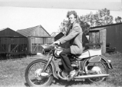 1956 Op de motor