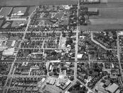 Luchtfoto van Gorredijk gemaakt omstreeks 1974.