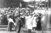 Betoging van Drankbestrijders in augustus 1913 achter de openbare Lagere school.