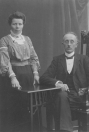 Jan Luitzen van der Meulen (1861-1947) en Jantje Alberta Eggink (1870-1938) Zij waren logementhouder in de Koornbeurs.